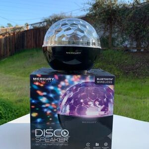 “New” Merkury Innovations Bluetooth Wireless Disco Ball LED Speaker.  Black